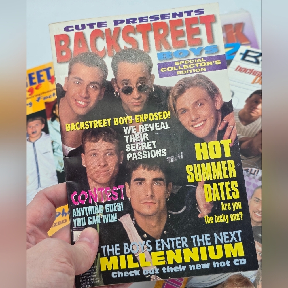 Vintage Backstreet Boys Memorabilia Books & Necklace Bundle - Picture 8 of 15